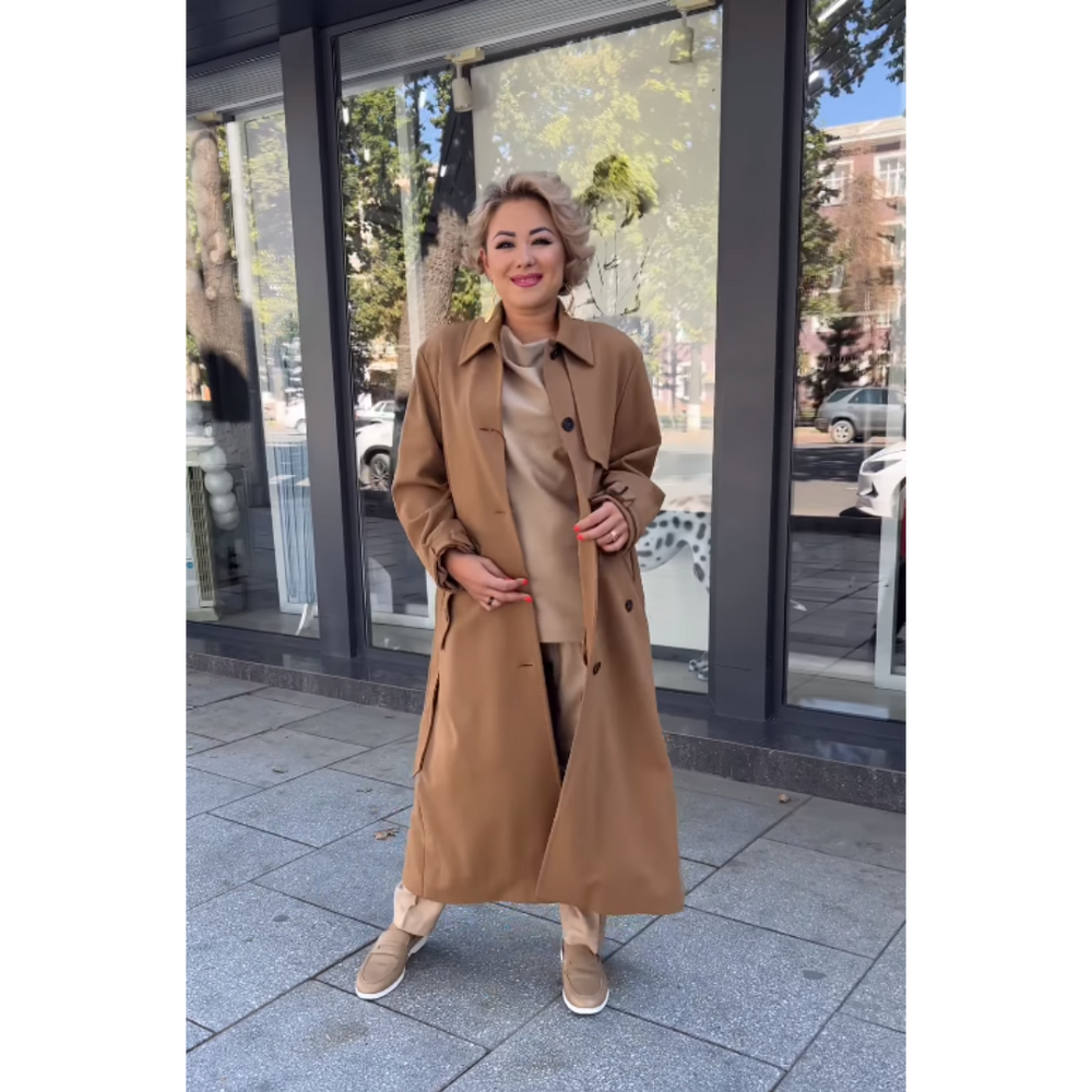 Terra | Trench Elegante con Ricami fatti a Mano